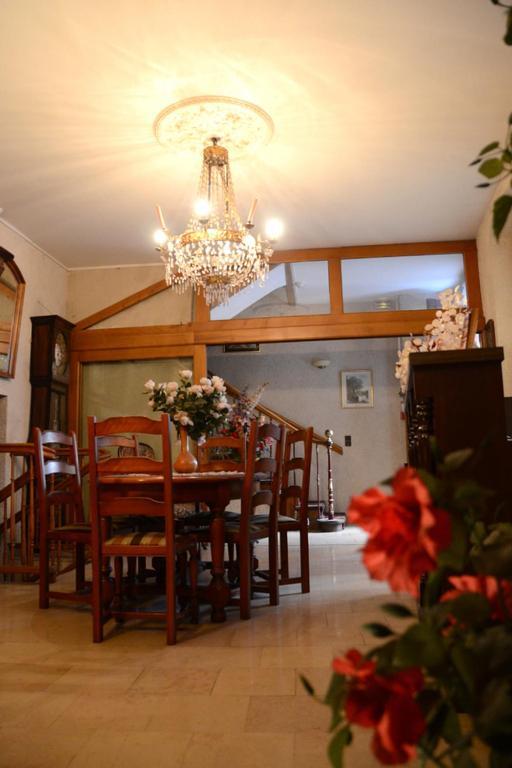 Auberge De La Poste 鲁埃格自由城 外观 照片